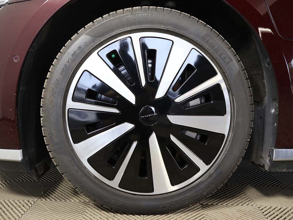Used 2023 Red Lucid Pure image 20