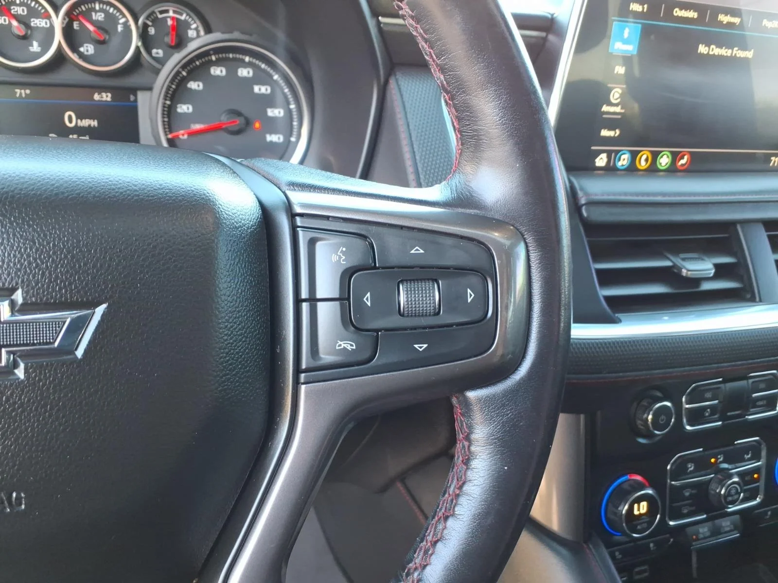 2021 Chevrolet Tahoe RST - Photo 18