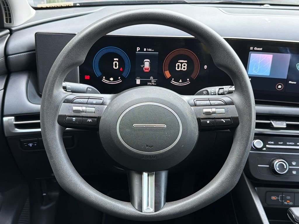 2025 Hyundai Tucson SE - Photo 23
