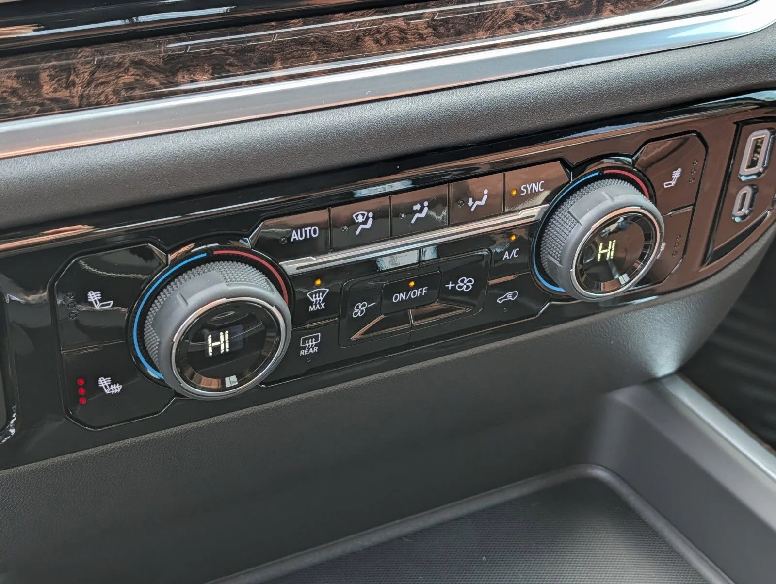 2026 Chevrolet Silverado 2500 HD LT - Photo 11