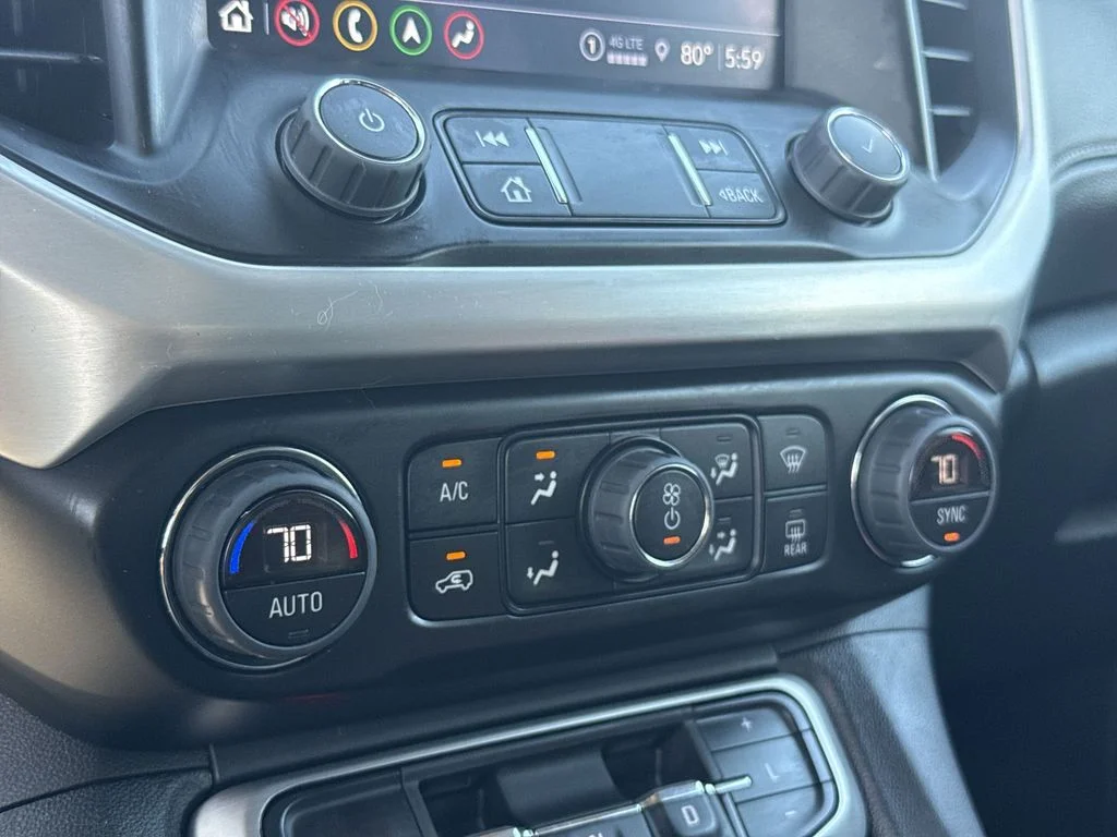 Used 2023 White GMC SLT image 18