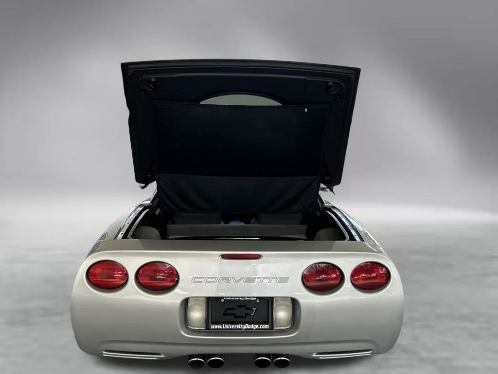 Used 2000 Silver Chevrolet Base image 25