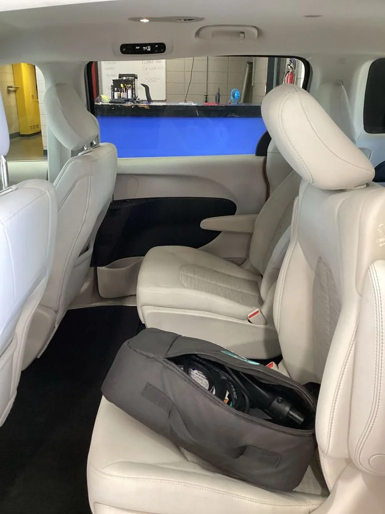 Used 2018 Silver Chrysler Touring Plus image 12