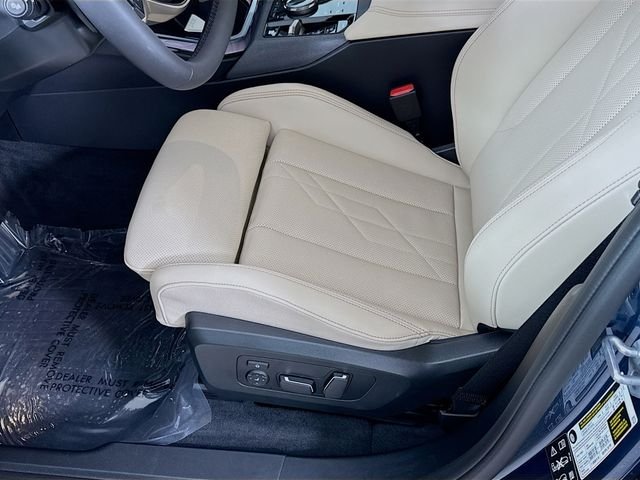 2025 BMW X3 30 - Photo 19