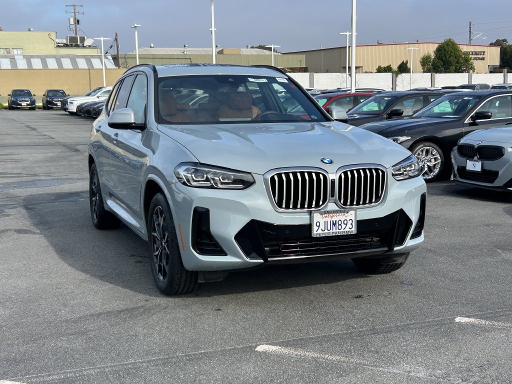 Certified Used 2024 Brooklyn Grey Metallic BMW xDrive30i image 7