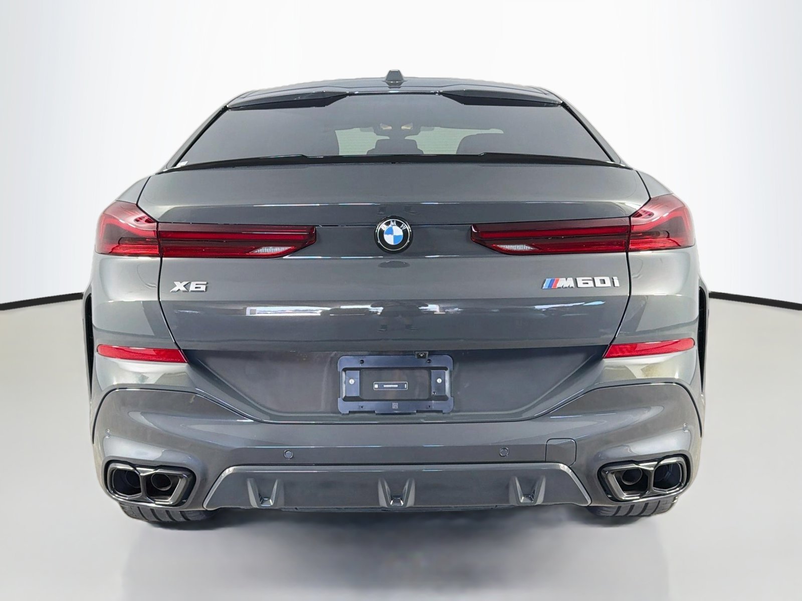 Used 2026 Dravit Grey Metallic BMW M60i image 6