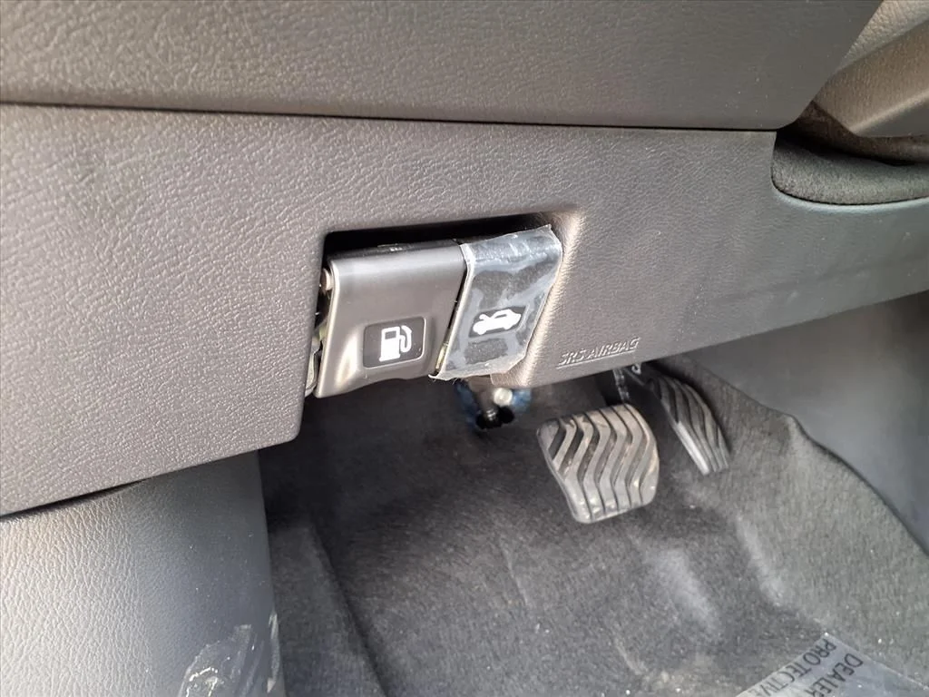 Used 2025 Gray Nissan 1.6 S image 8