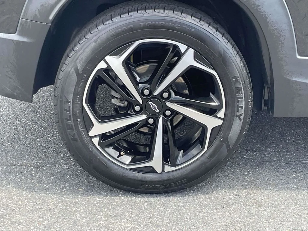 Certified Used 2021 Black Chevrolet RS image 13
