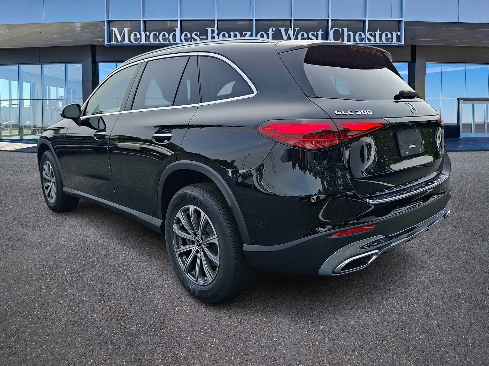 New 2026 Black Mercedes-Benz GLC 300 image 25