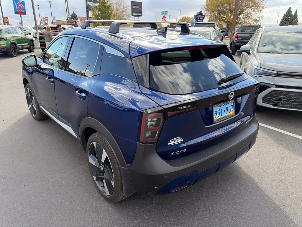 Used 2026 Deep Blue Pearl Nissan SR image 5