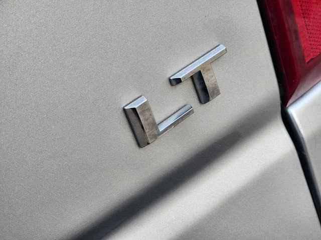 Used 2021 SILVER ICE METALLIC Chevrolet LT image 12