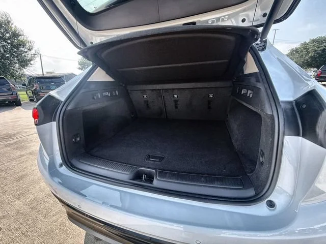2023 Buick Envision Essence - Photo 25