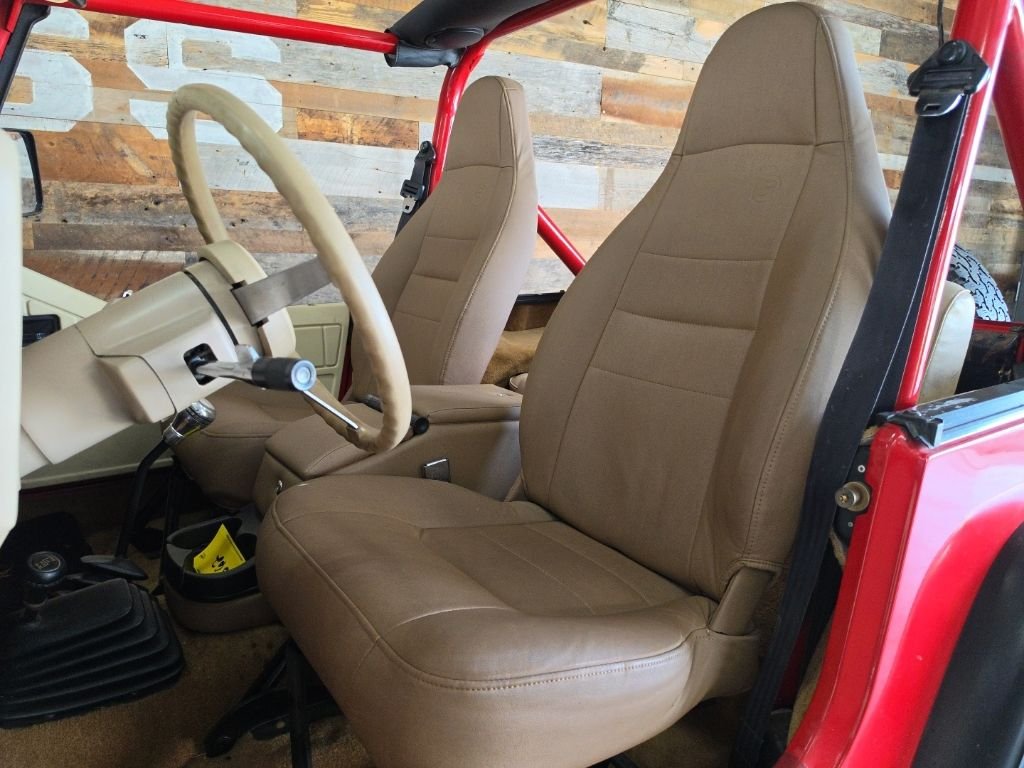 Used 1989 RED Jeep S image 10