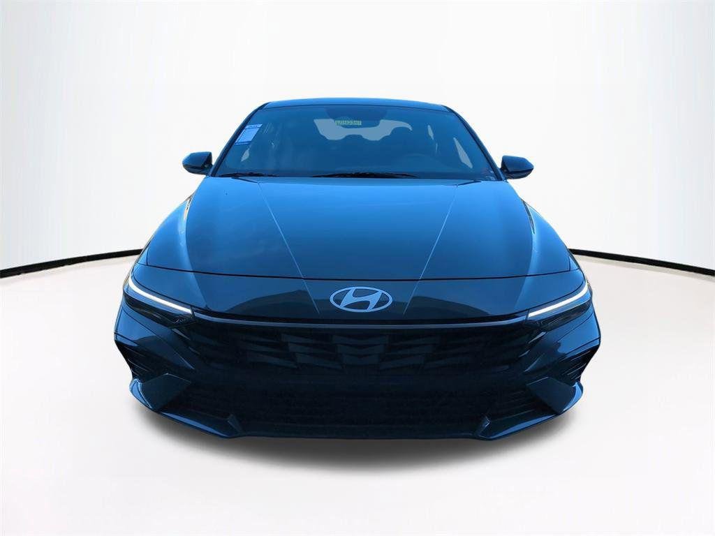 New 2026 Gray Hyundai SEL Sport Premium image 3