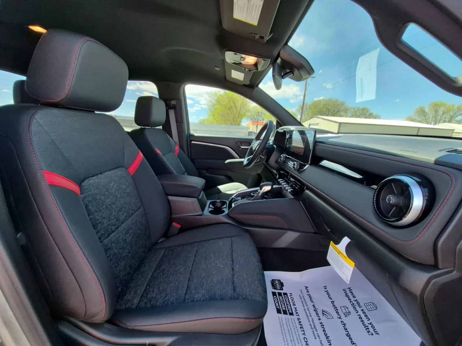 2026 Chevrolet Colorado Z71 - Photo 42