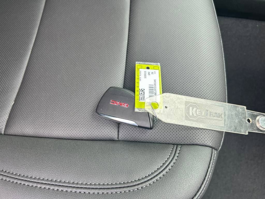 2026 GMC Sierra 1500 SLT - Photo 22