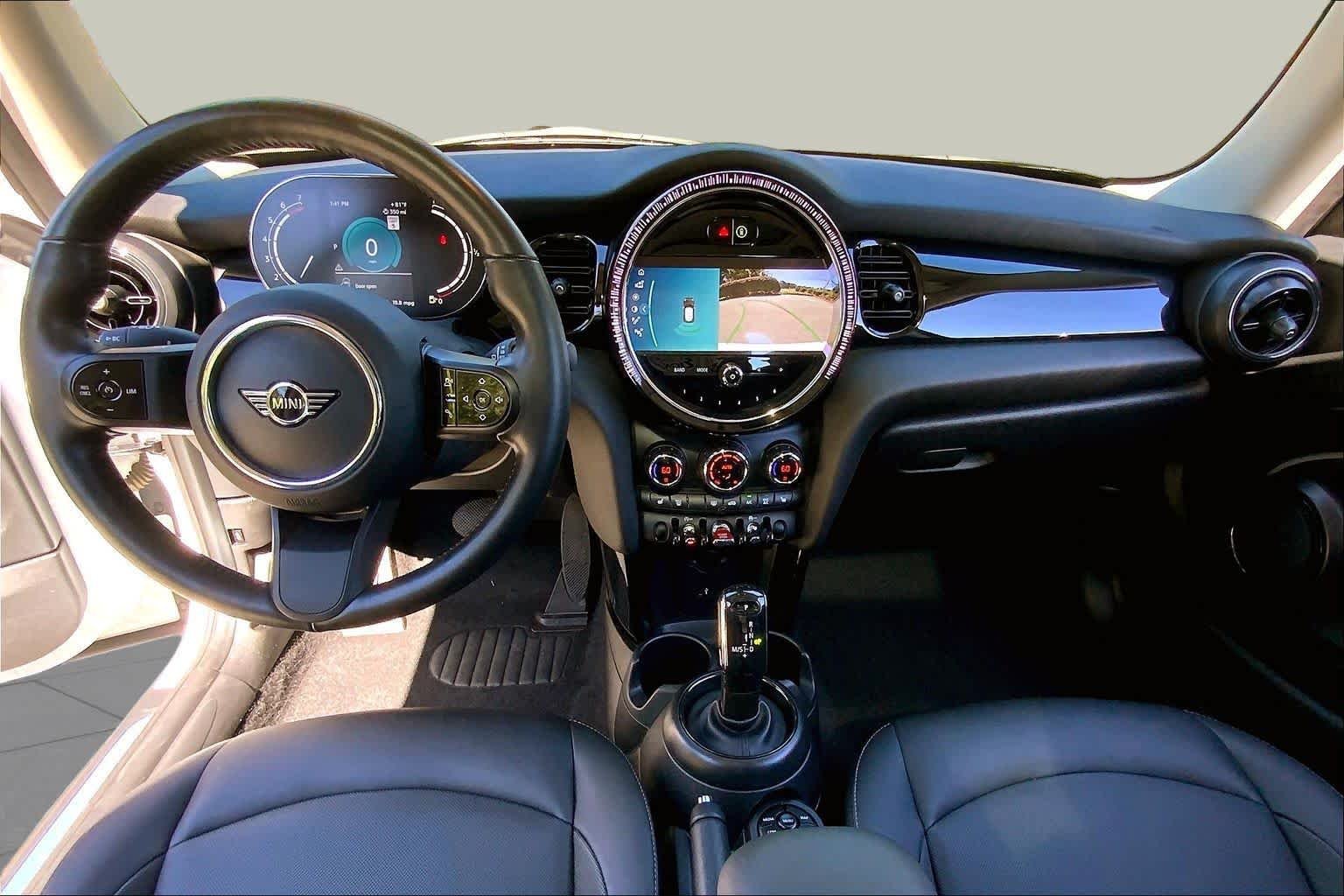 2024 MINI Hardtop 2 Door Base - Photo 15