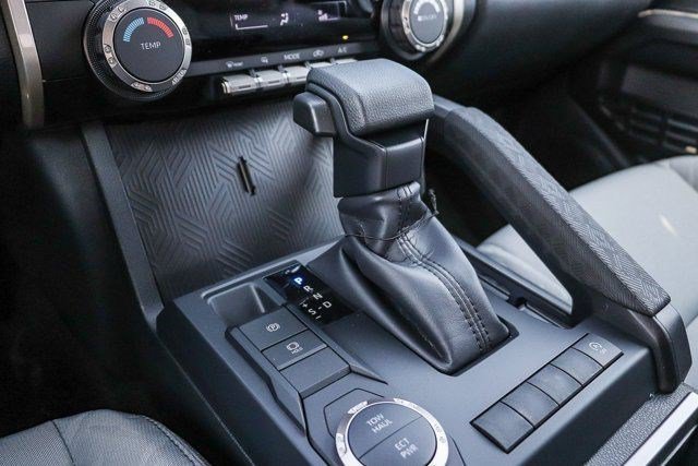 2026 Toyota Tacoma SR5 - Photo 25