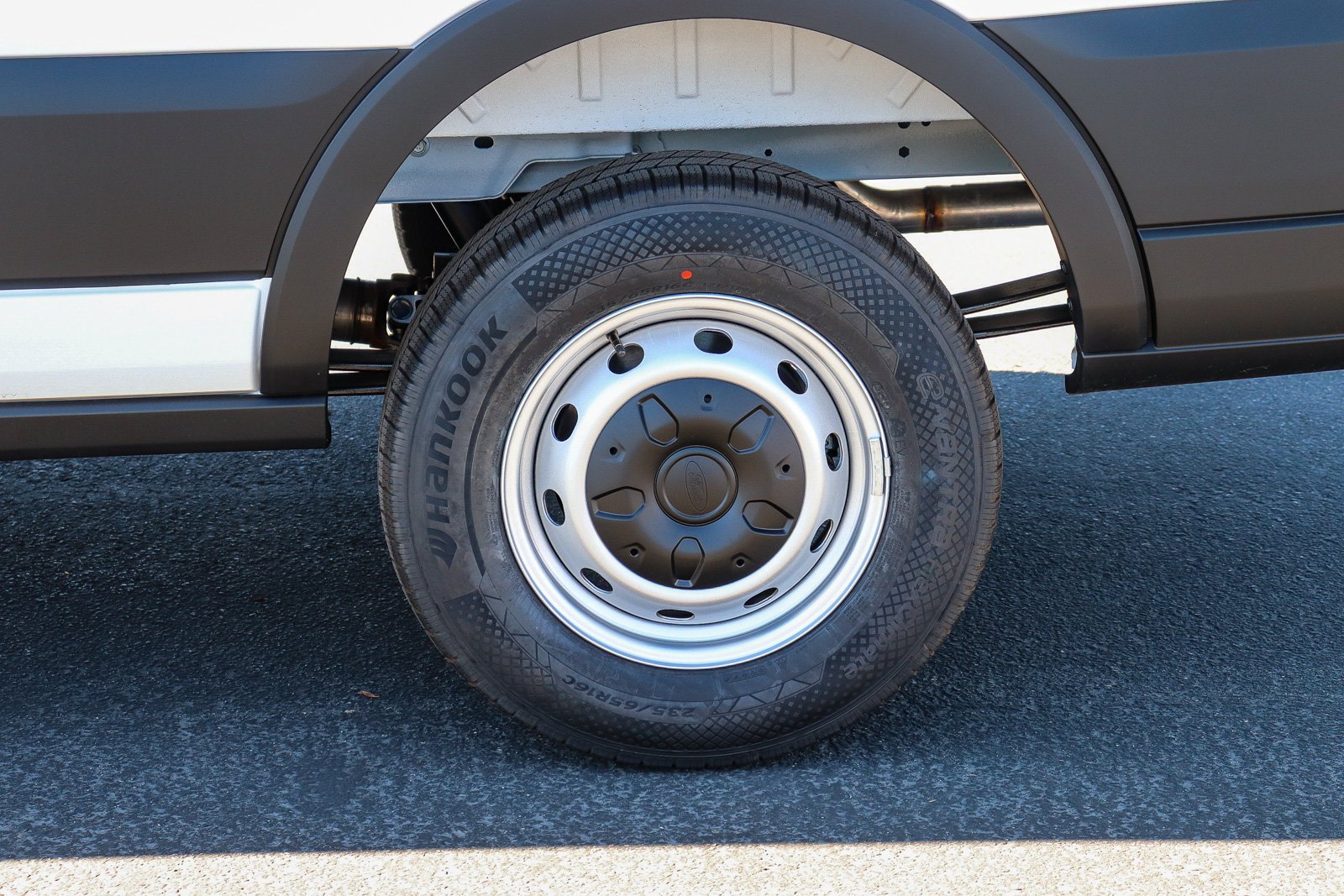 New 2027 Oxford White Ford Cargo Van image 9