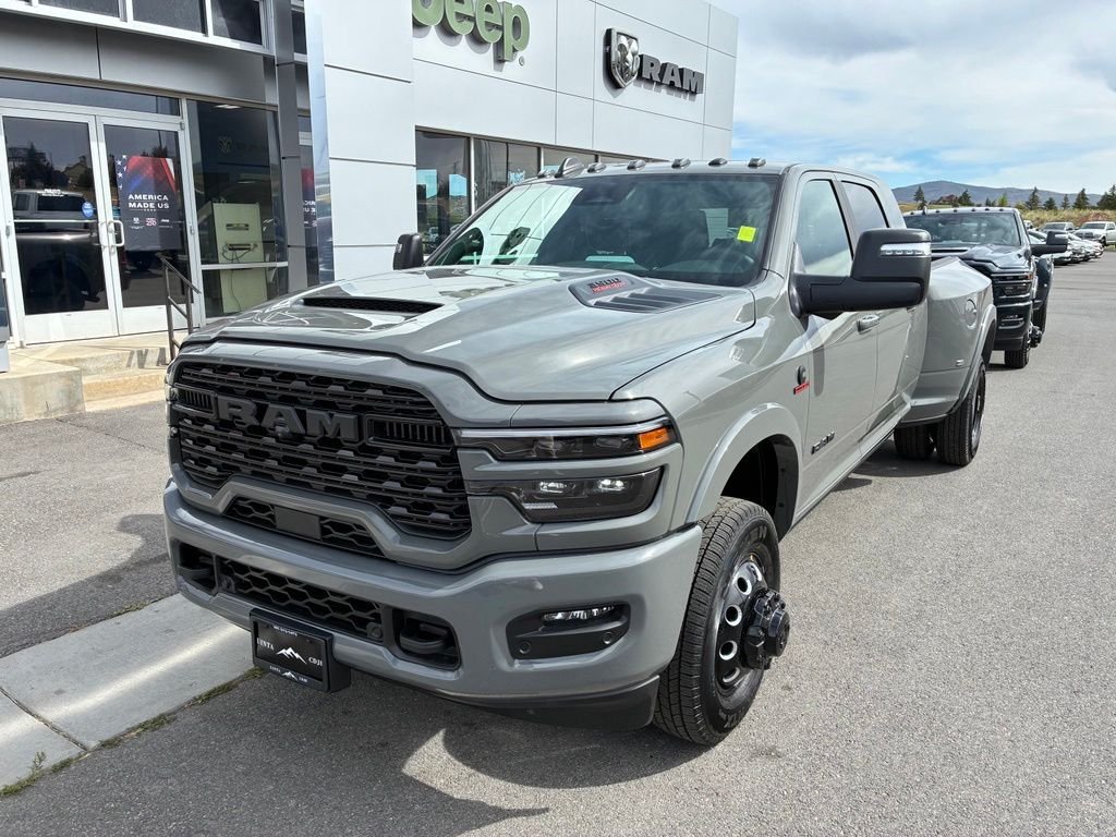 New 2026 Ceramic Gray Clearcoat RAM Limited image 11