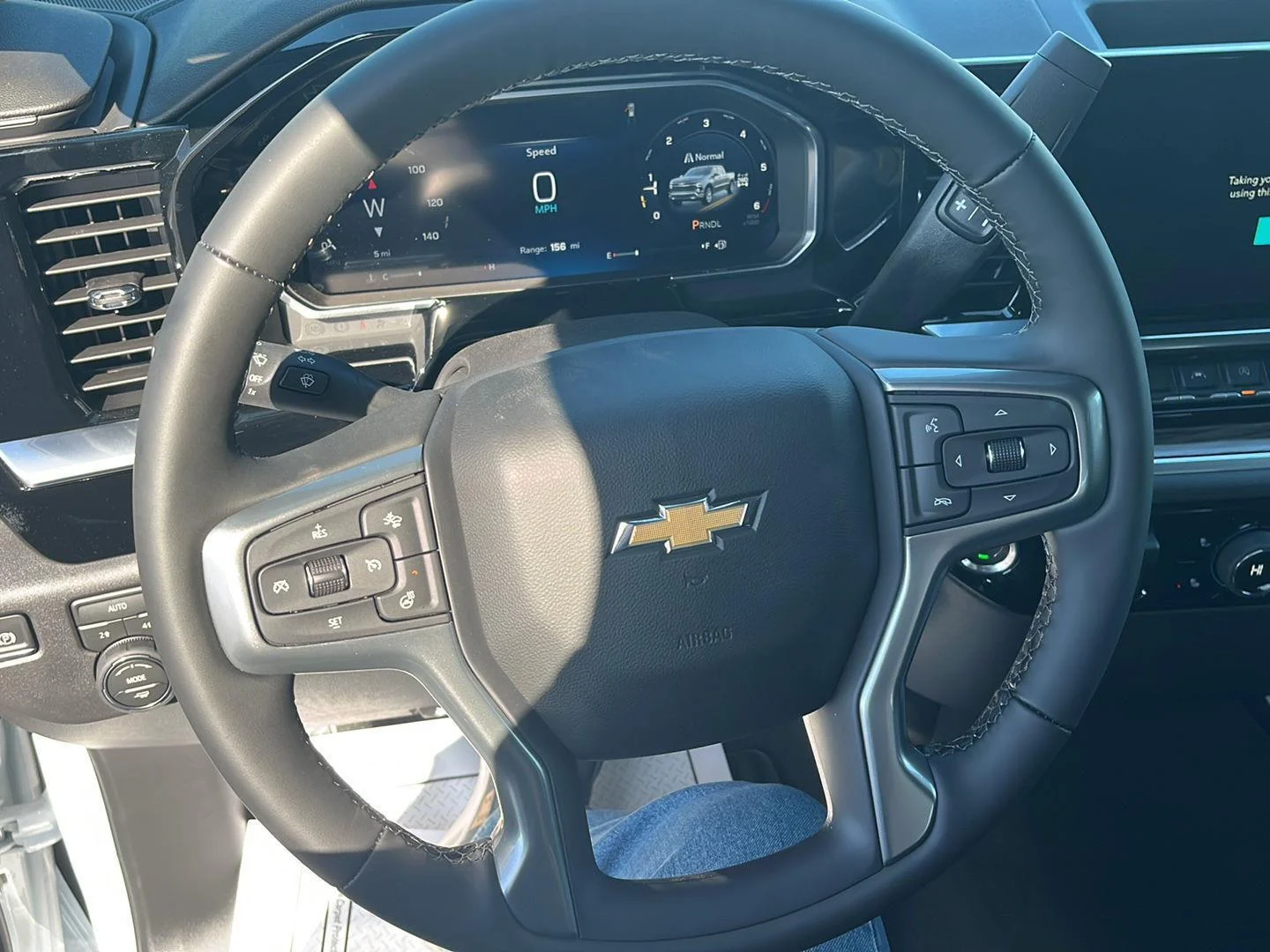 2026 Chevrolet Silverado 1500 LT - Photo 10