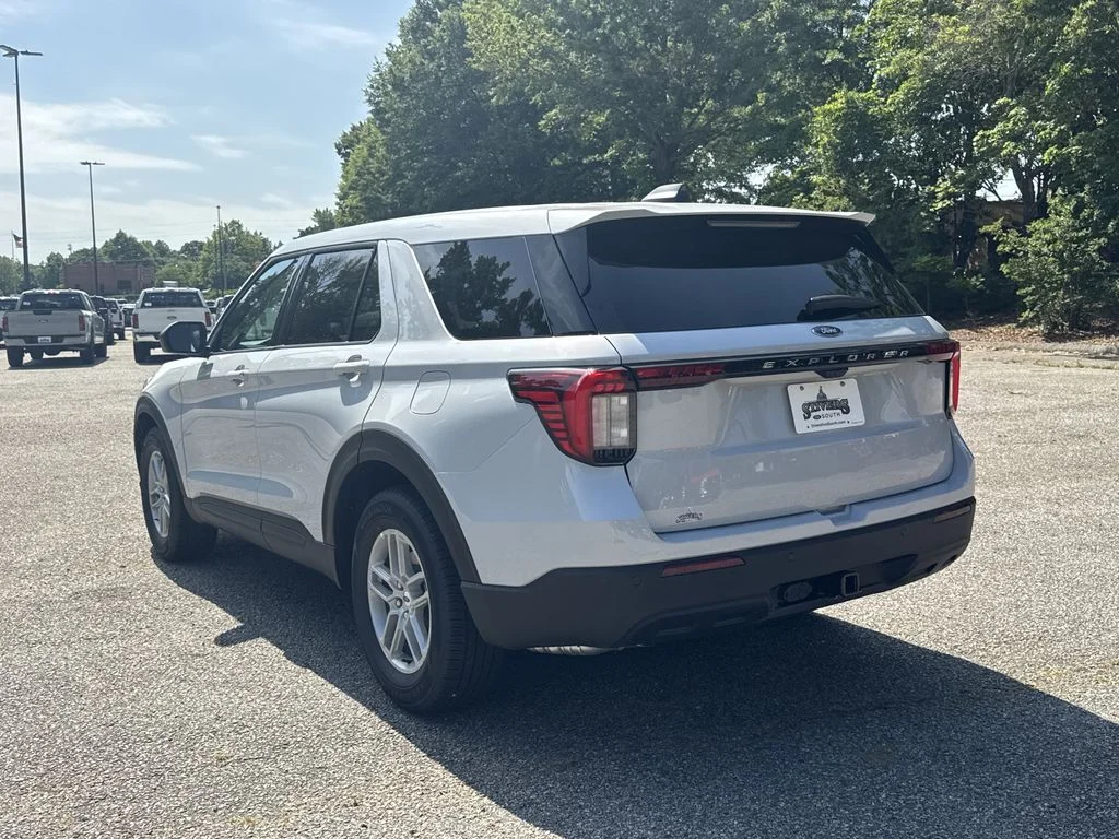 New 2026 White Ford Active image 5