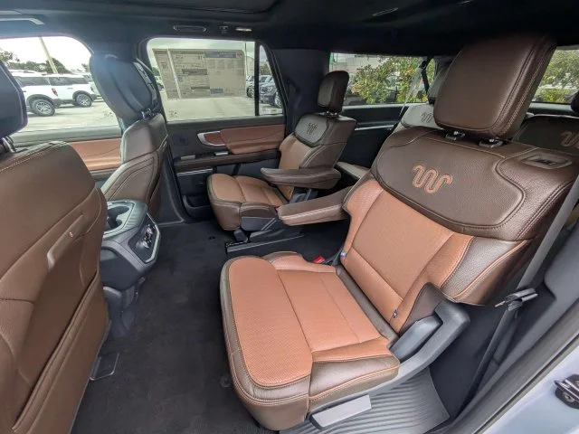 New 2027 Glacier Gray Metallic Tri-Coat Ford MAX King Ranch® image 14