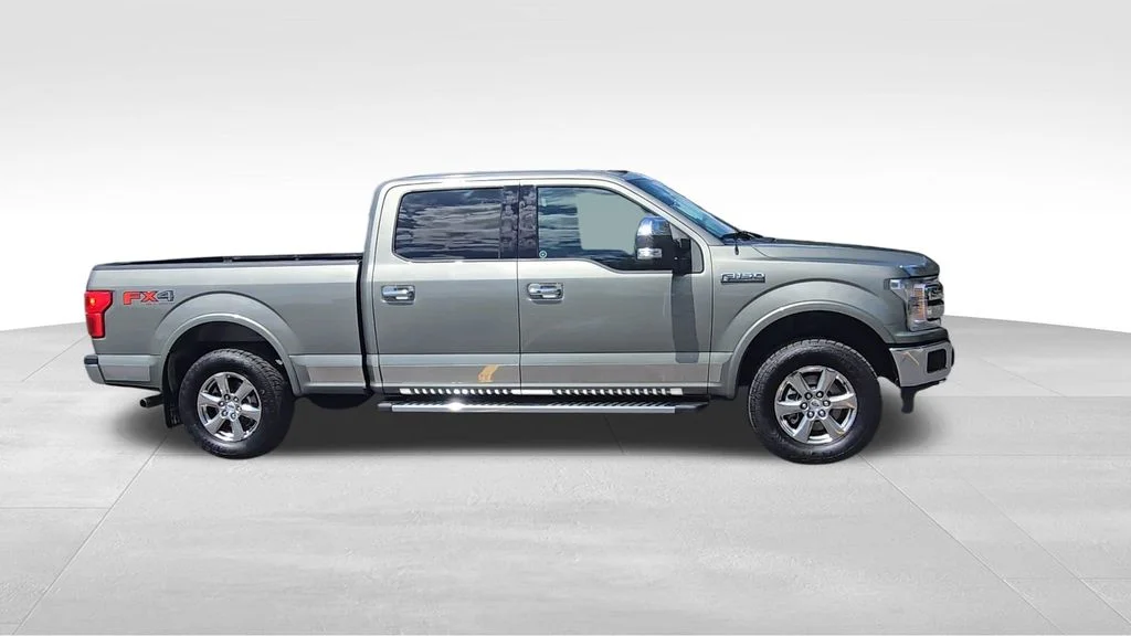 Used 2019 Green Ford Lariat image 9