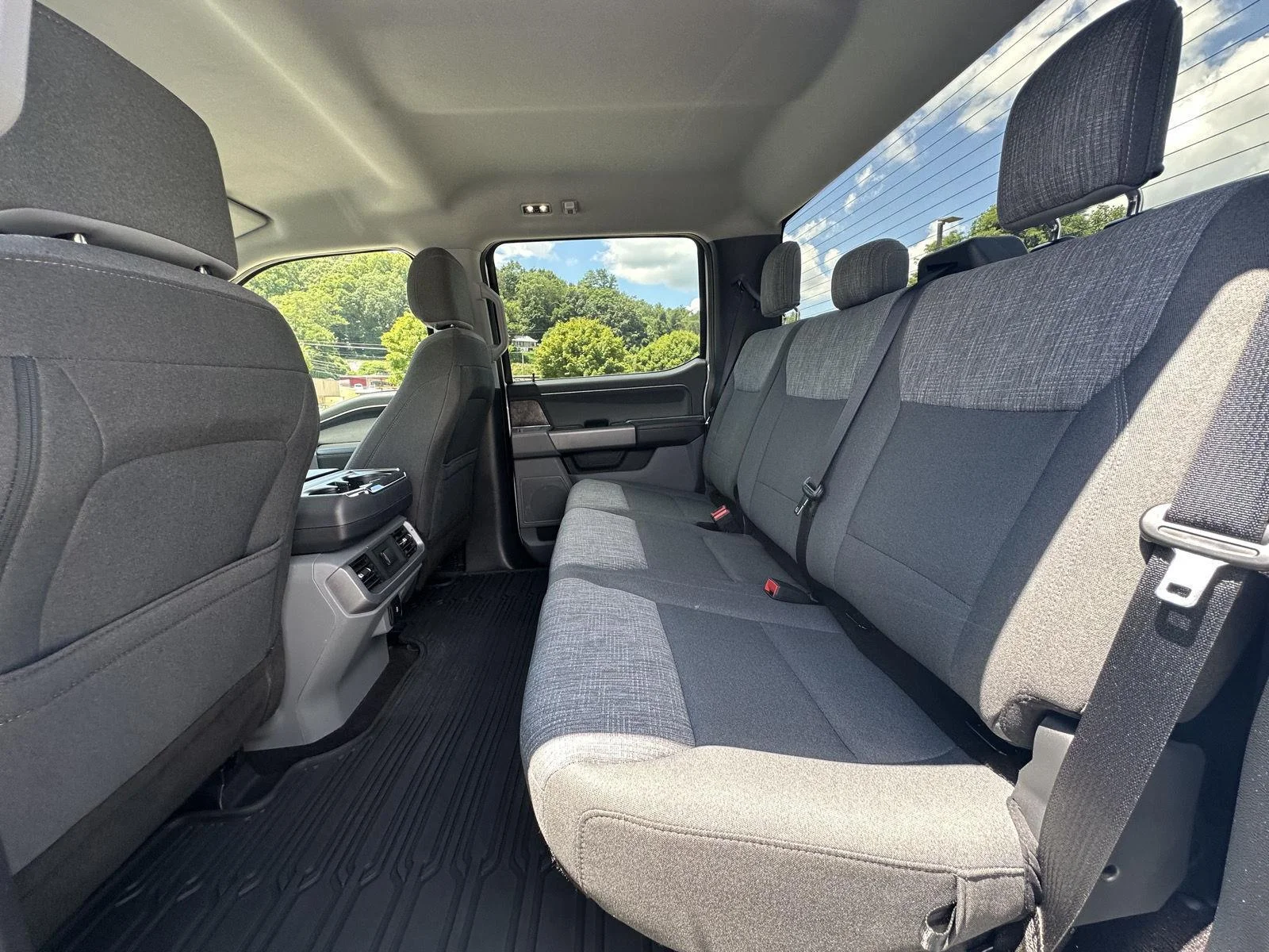 Used 2021 WHITE Ford XLT image 11