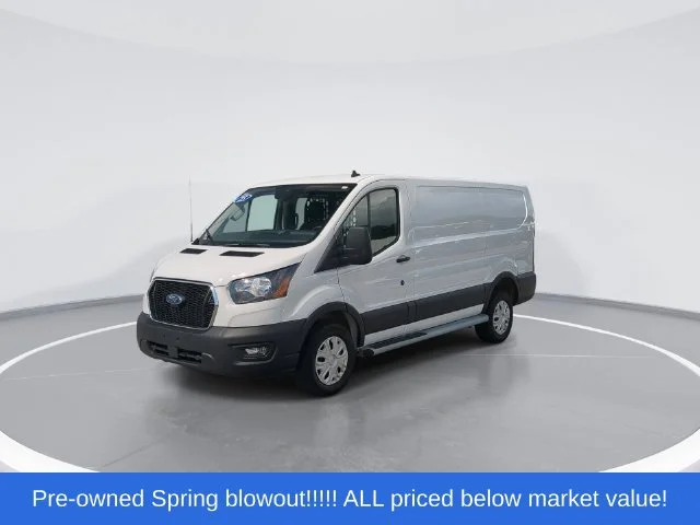 Used 2025 White Ford XL image 4
