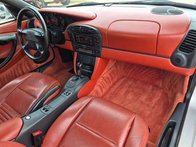 Used 1997  Porsche Base image 21