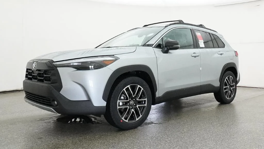 New 2026 Sonic Silver Toyota XLE image 34