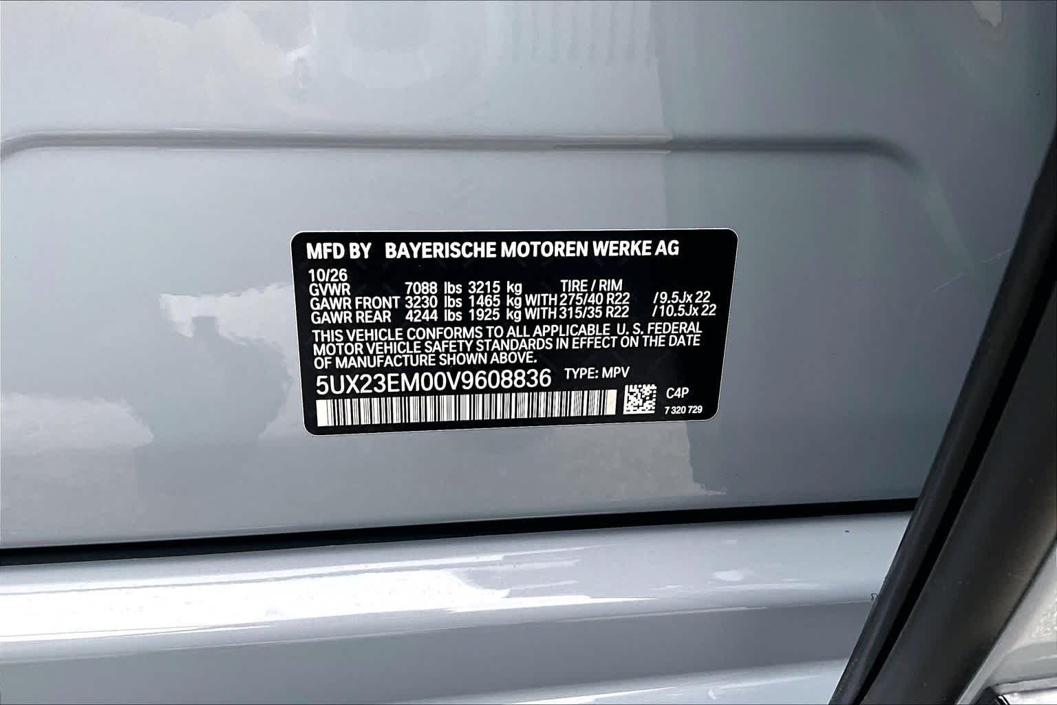 New 2027 Brooklyn Grey Metallic BMW xDrive40i image 19