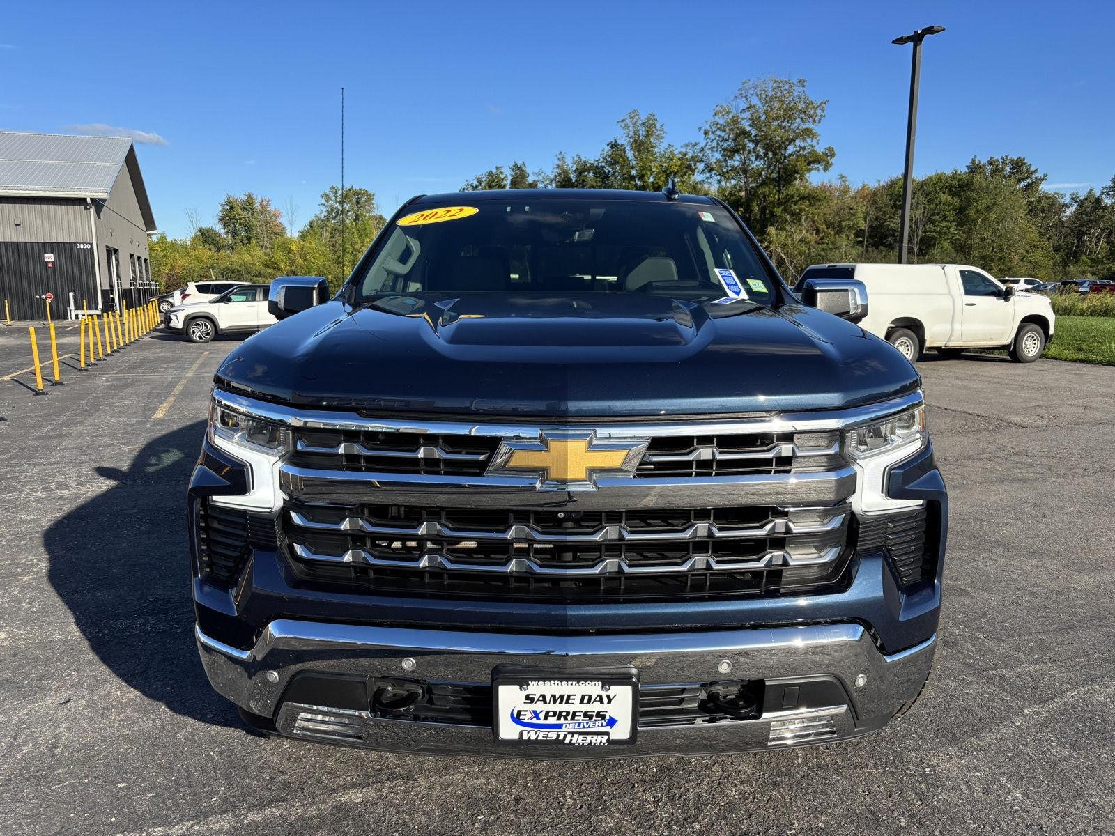 Used 2022 Northsky Blue Metallic Chevrolet LTZ image 2