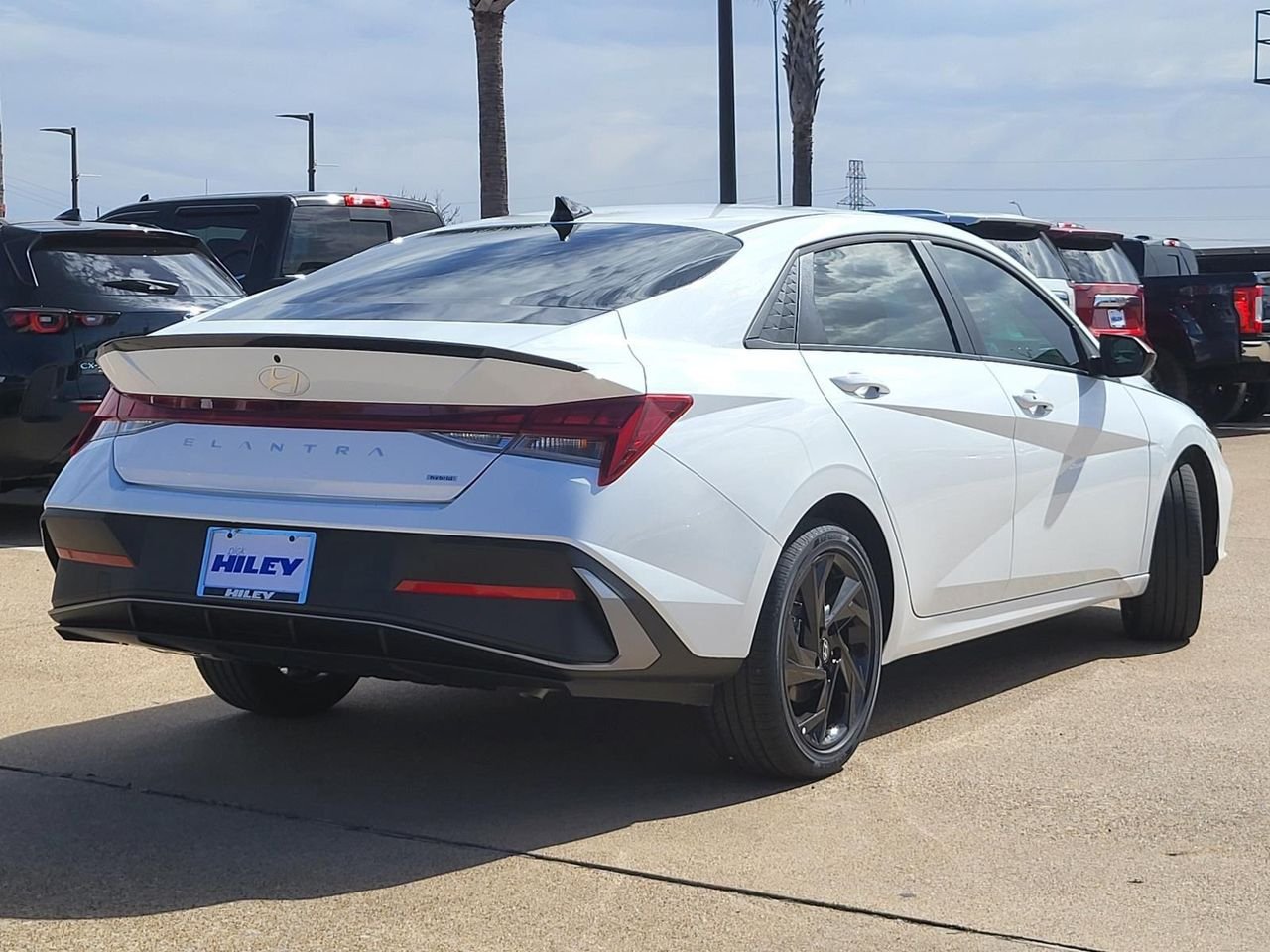 New 2026 Serenity White Hyundai SEL Sport image 5