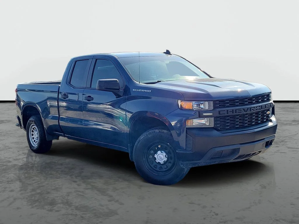 Used 2020 Northsky Blue Metallic Chevrolet WT image 1