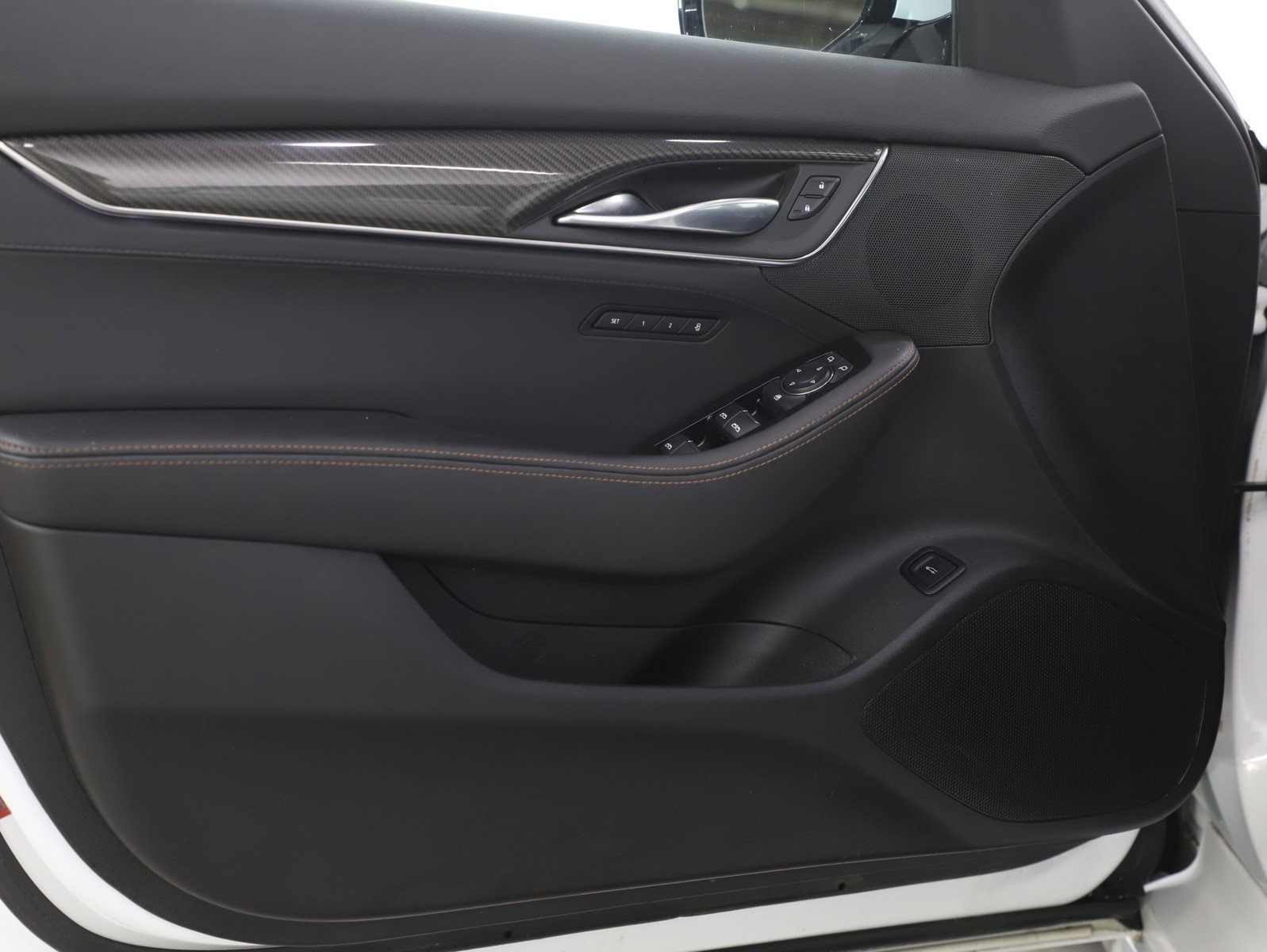 Used 2021 White Cadillac Sport image 16