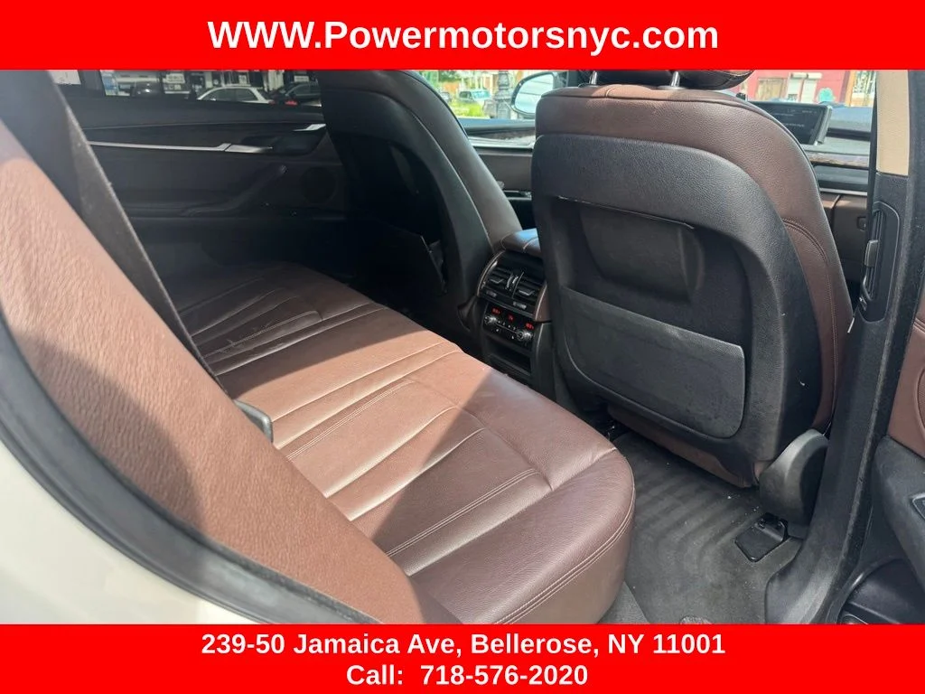 Used 2014 White BMW xDrive35i image 35