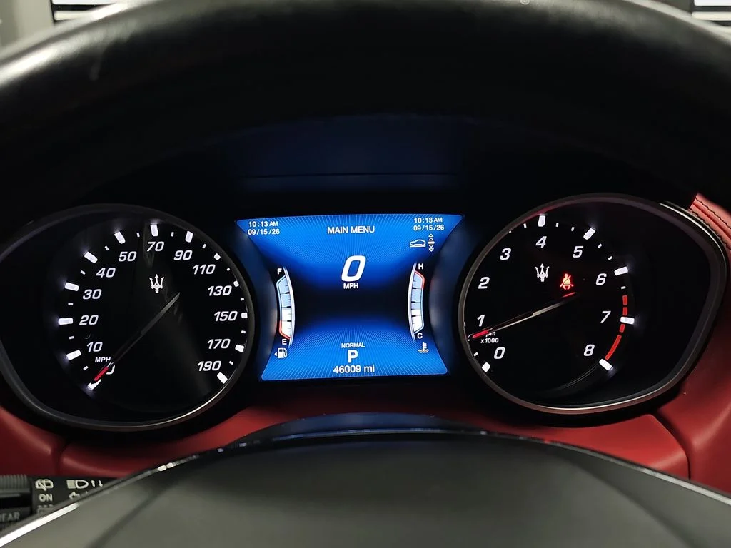 Used 2020  Maserati Base image 21