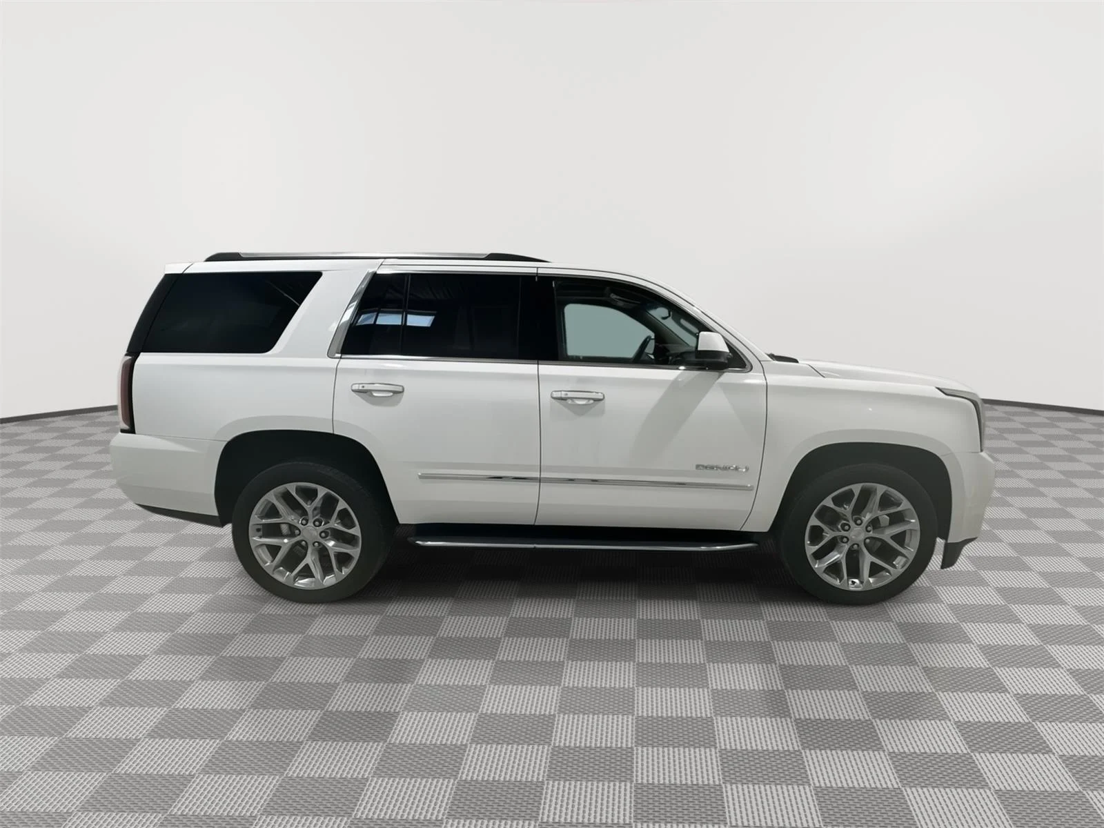 Used 2019 SUMMIT WHITE GMC Denali image 6