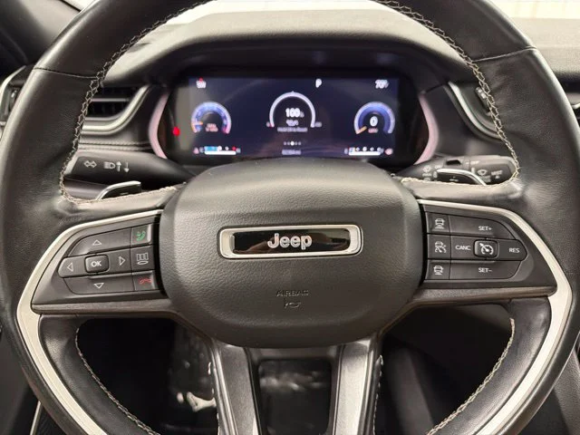 Used 2021 Black Jeep Altitude image 17