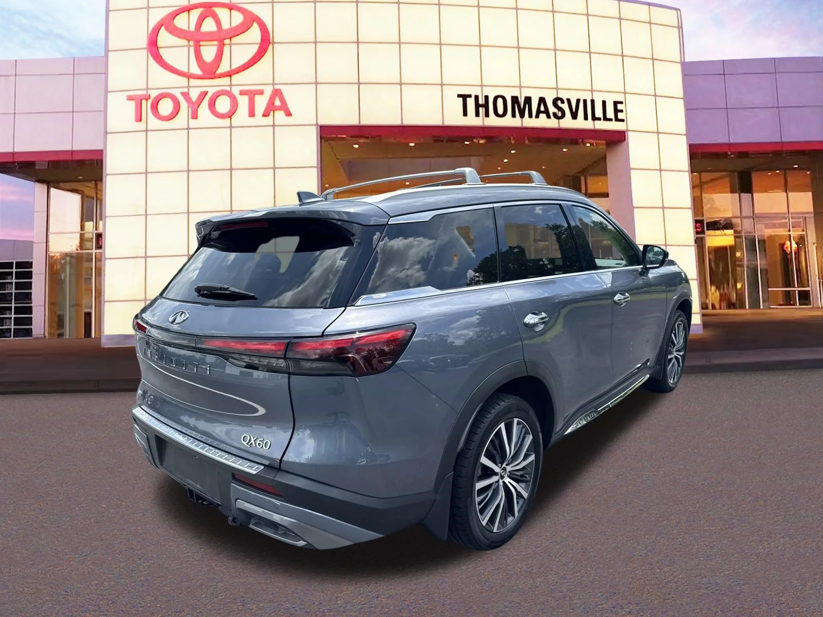 Used 2023 Moonbow Blue INFINITI  image 5