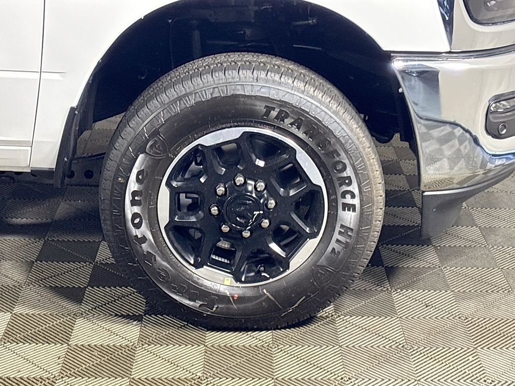 New 2026 Bright White Clear-Coat Exterior Paint RAM Laramie image 23