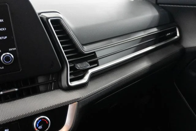 Used 2025 Black Kia LX image 26