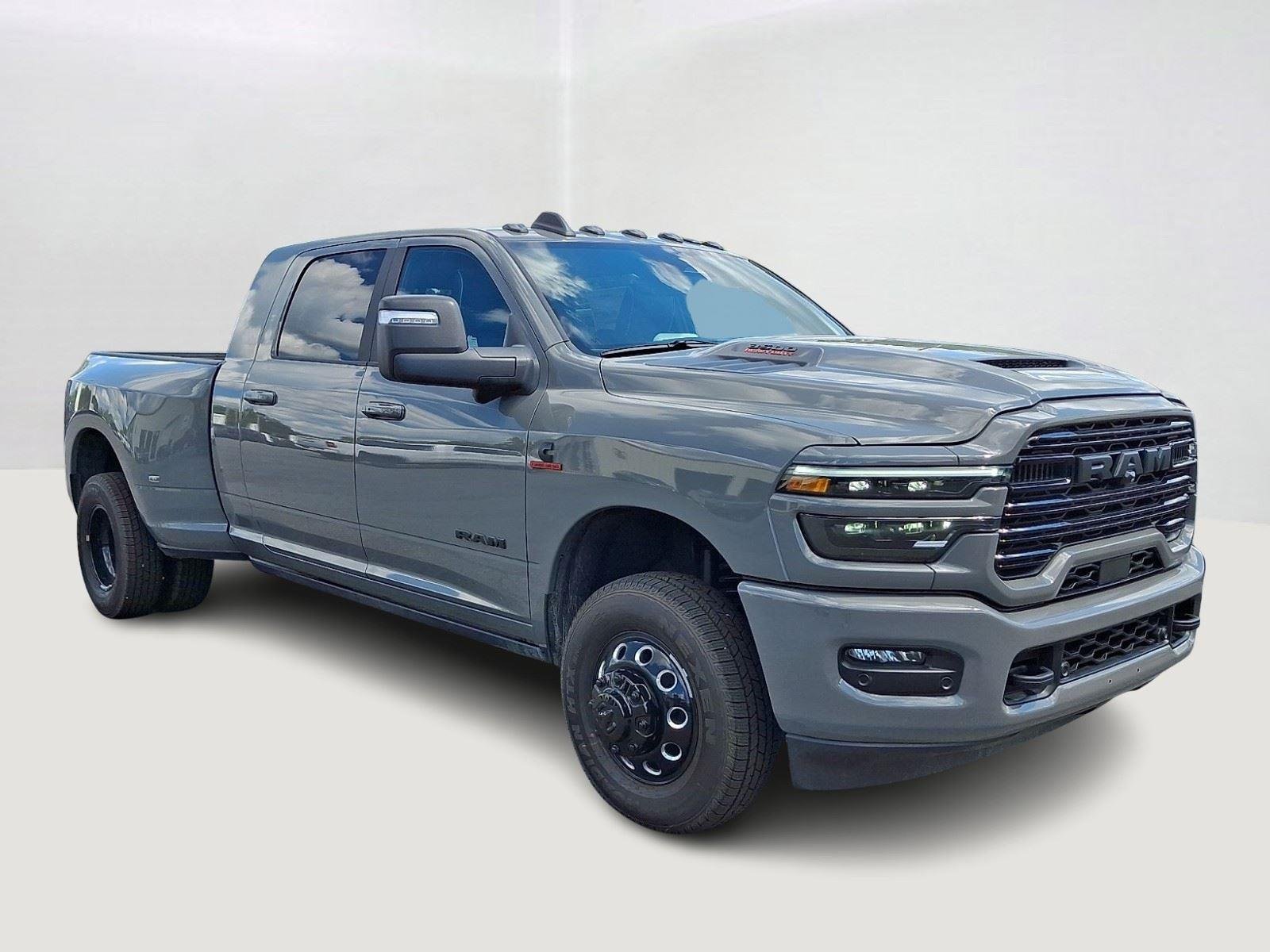 New 2026 Ceramic Gray Clear-Coat Exterior Paint RAM Laramie image 2