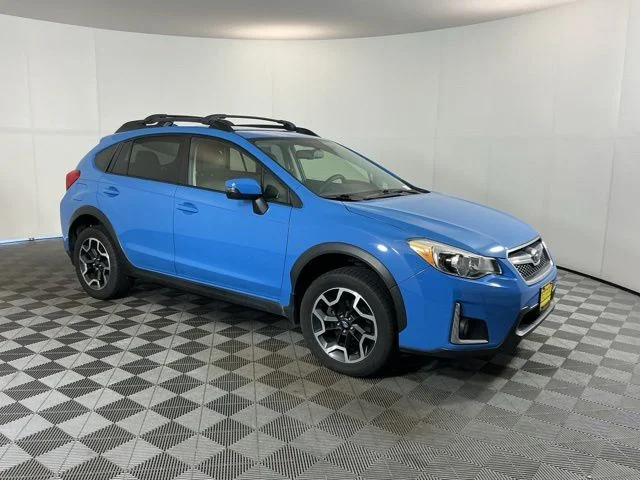 Used 2016 Hyper Blue Subaru  image 3