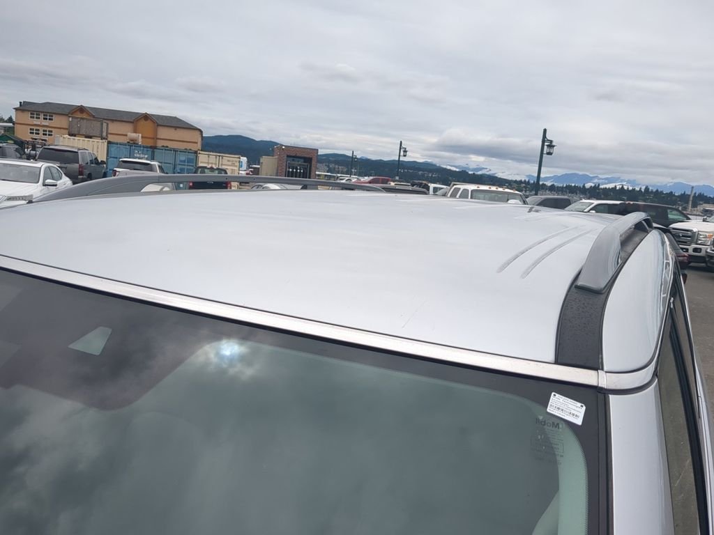 2022 Nissan Armada SV - Photo 24