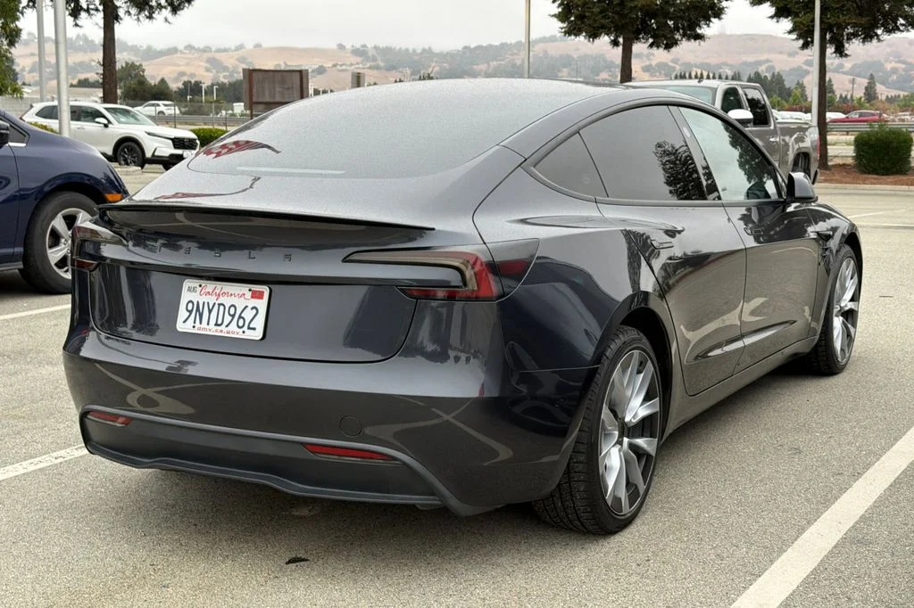 Used 2024 Stealth Gray Tesla Base image 5