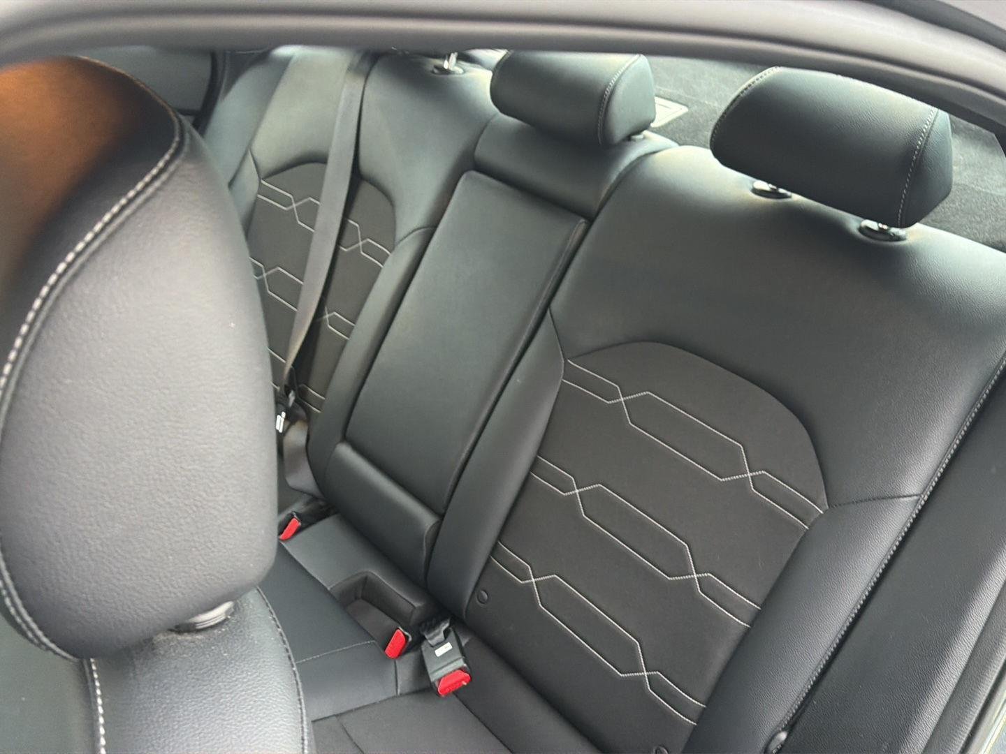 Used 2024 Gravity Gray Kia GT-Line image 30