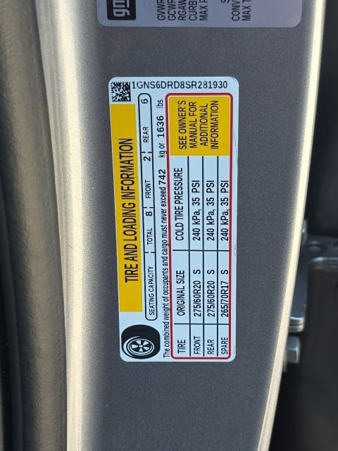 Used 2025 Gray Chevrolet Z71 image 35